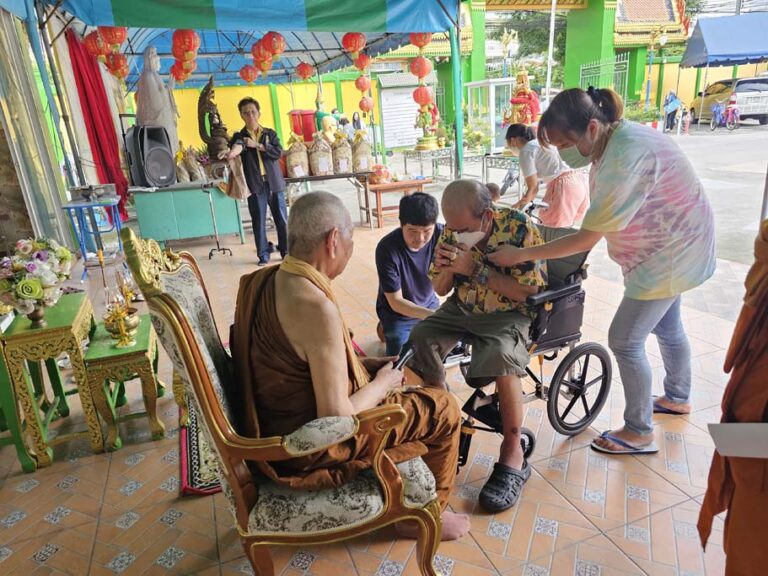 บรรยากาศกิจกรรมไถ่ชีวิตโค-กระบือ จำนวน 36 ชีวิต ประจำเดือนตุลาคม 2566 ในวันอาทิตย์ที่ 29 ตุลาคม 2566 เวลา 14.00 น. ณ วัดลุ่มเจริญศรัทธา ถนนจันทน์ 42 แขวงยานนาวา เขตสาทร กรุงเทพมหานคร